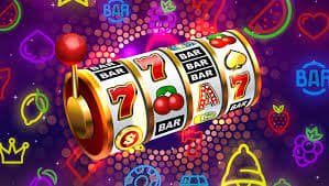 qq22 login Sportsbook Live Odds ဖြင့် Myanmar ကစားသမားများ အားကစားလောင်းကစား ကစားနေသော မြင်ကွင်း